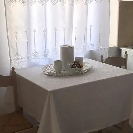 Milos Apartment Adamantas (Milos)