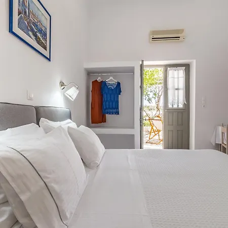 Milos Apartment *