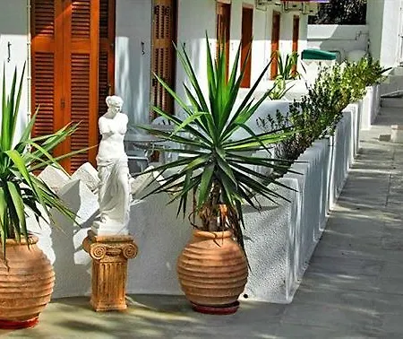 Milos * Adamantas (Milos)