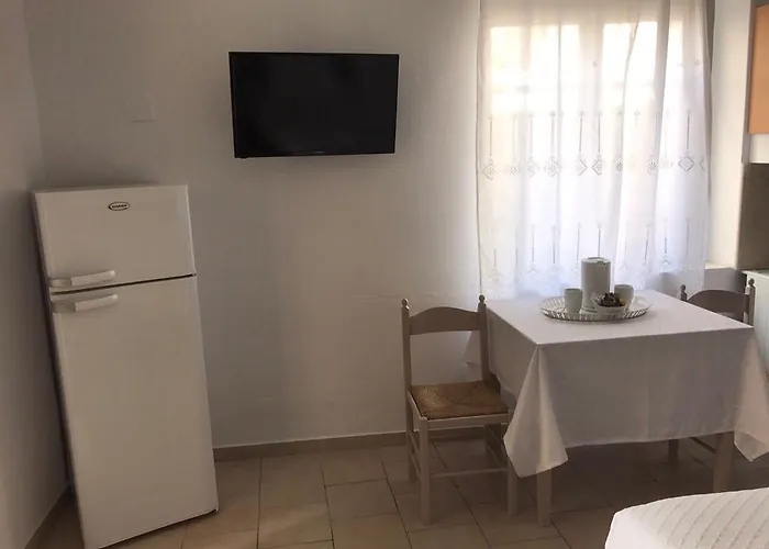 Milos Apartment *