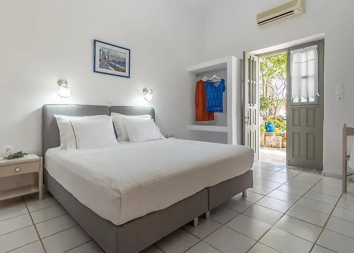 Milos Apartment Adamantas (Milos)