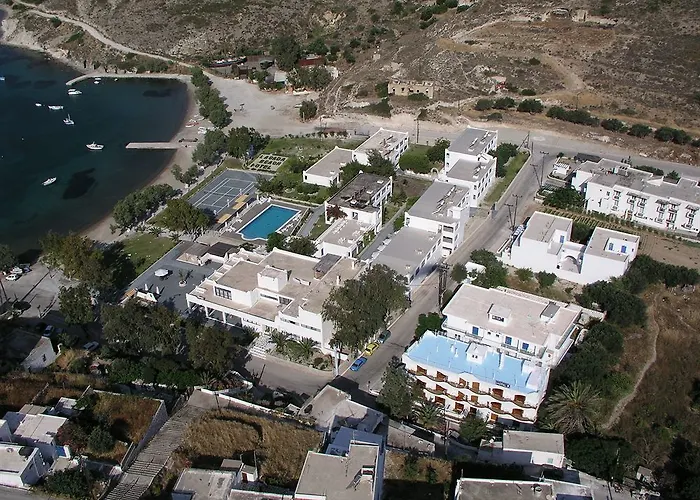 Milos Adamantas (Milos)